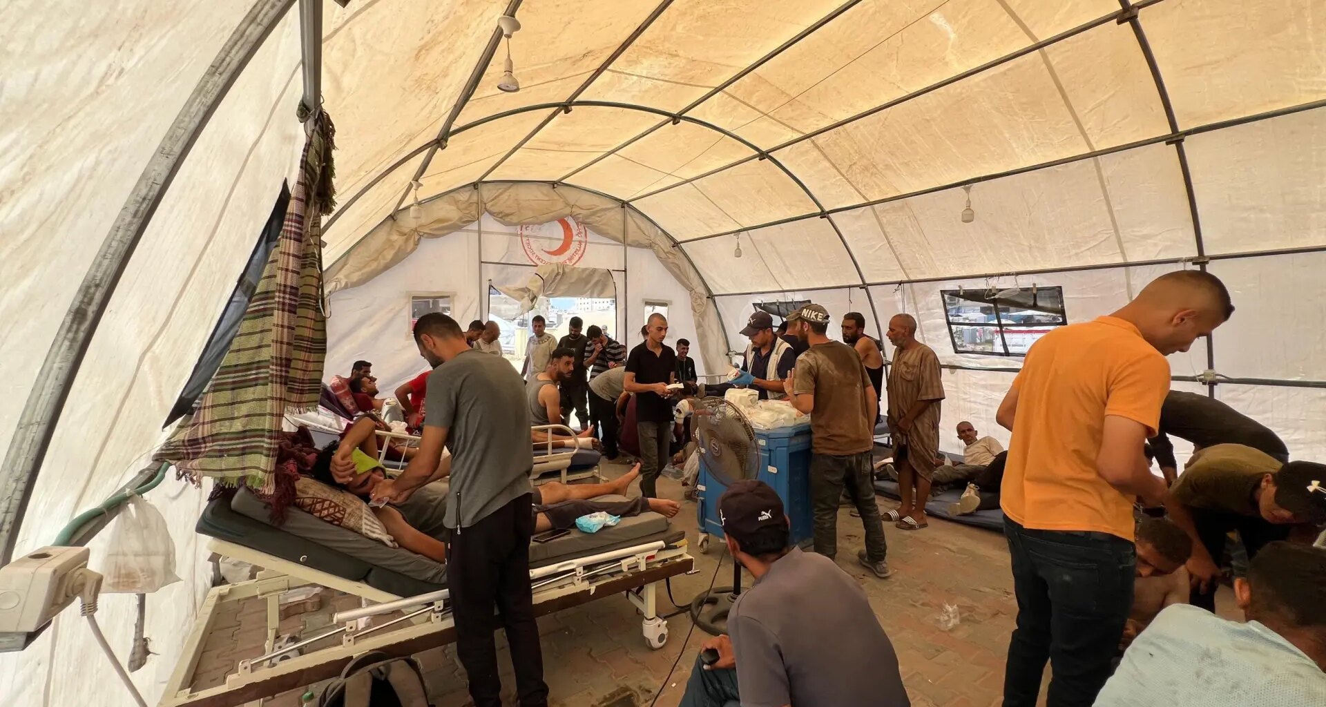 Un médico español, tras volver de Gaza, relata su alivio por dejar de ver niños mutilados y hambre