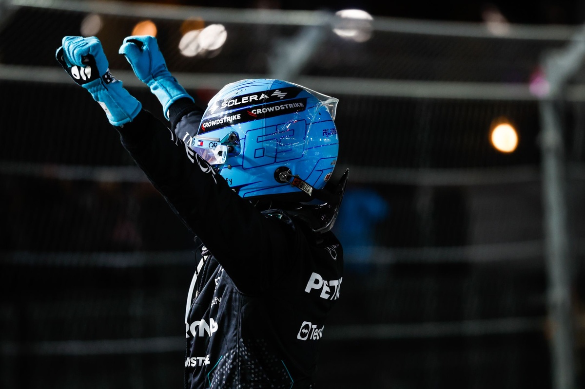 George Russell era "más fuerte" que Lewis Hamilton en F1 2024