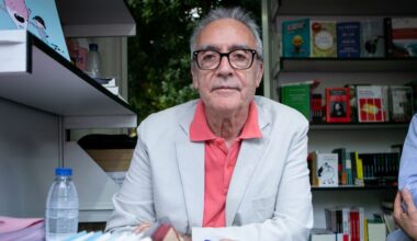 "Yo me convertí en un lector enfermizo gracias a una biblioteca pública que había cerca de mi casa donde descubrí a Julio Verne"