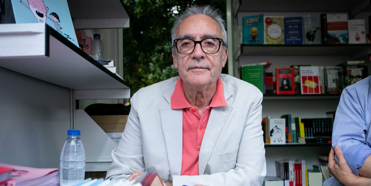 "Yo me convertí en un lector enfermizo gracias a una biblioteca pública que había cerca de mi casa donde descubrí a Julio Verne"