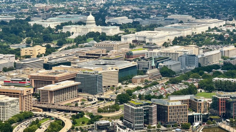 Trump aumenta la presencia de fuerzas federales del orden en Washington desde este jueves por la noche