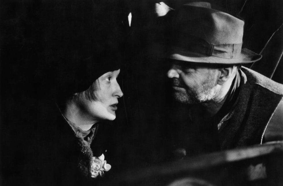 circa 1987: actress meryl streep and actor jack nicholson in a scene from the tri star entertainment movie  ironweed , circa 1987. (photo by michael ochs archives/getty images)