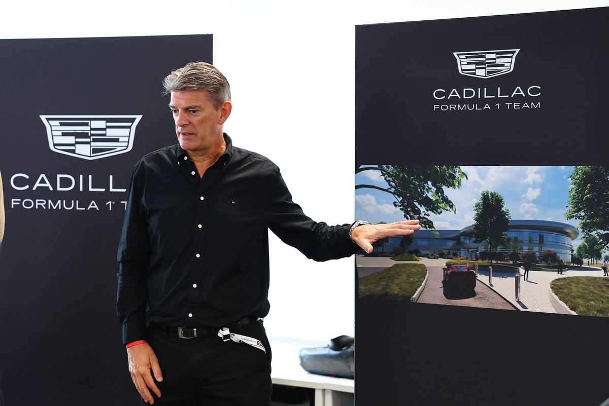Cadillac revela sus planes para usar un coche de otro equipo y comenzar prácticas