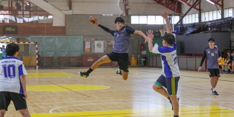 A punto de definir...Foto de Chiwi Giambirtone