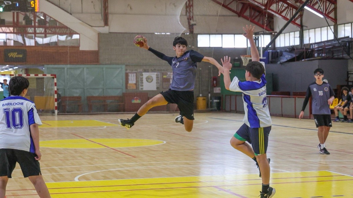 Los Andes campeón intercolegial de handball