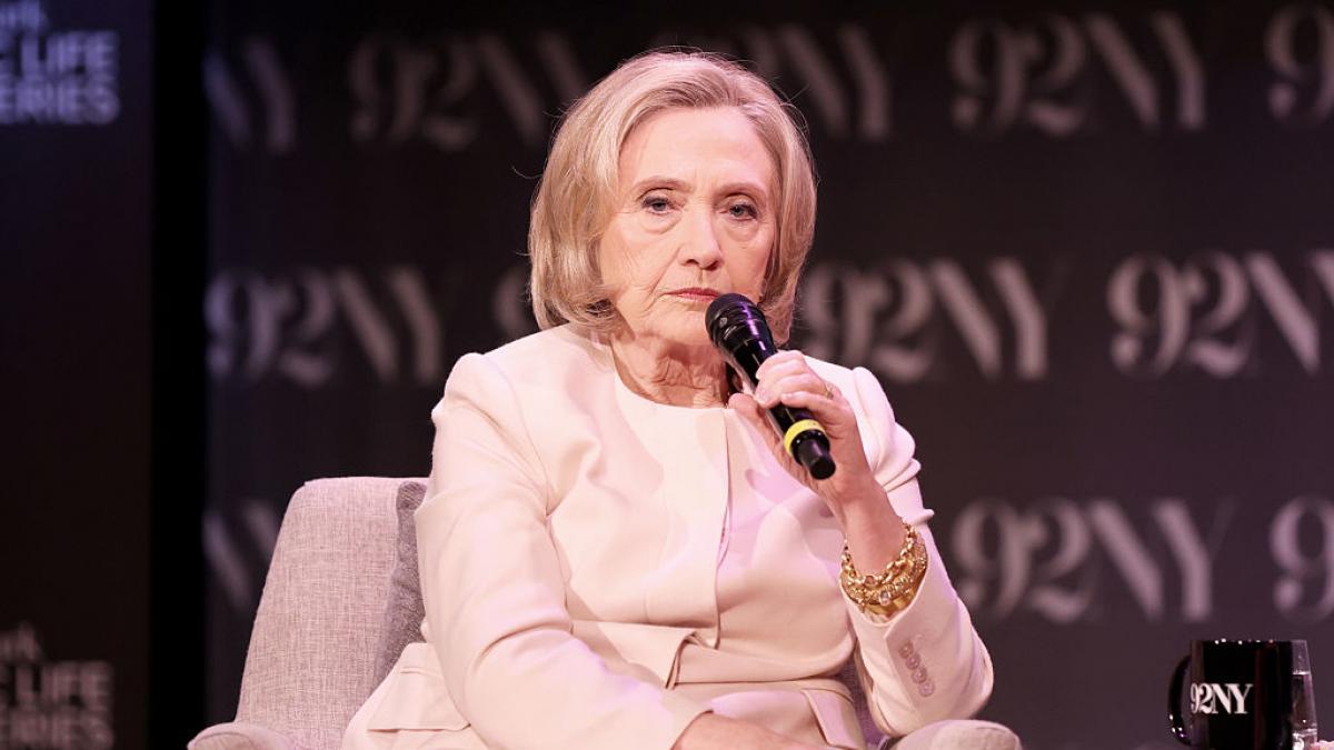 Hillary Clinton nominaría a Trump para Nobel de la Paz si logra acabar guerra en Ucrania