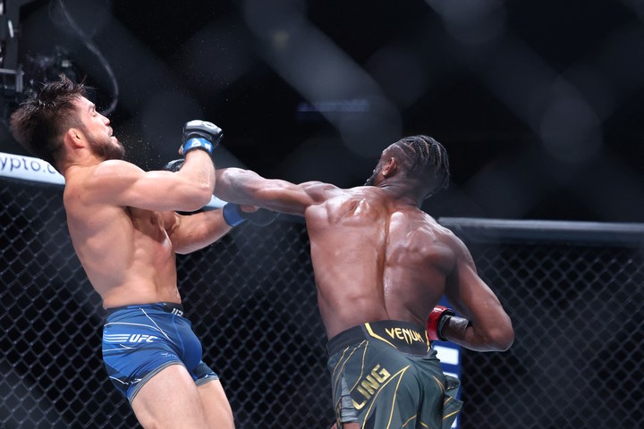 La derrota ante Aljamain Sterling fue un duro golpe para su regreso. A pesar de su confianza, no logró recuperar el campeonato de peso gallo en su primera pelea tras el retiro. Foto: Ed Mulholland-USA TODAY Sports