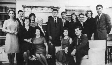 “La ‘maldición’ sobre los Kennedy eran más bien sus terribles decisiones”: autora de ‘Ask Not’