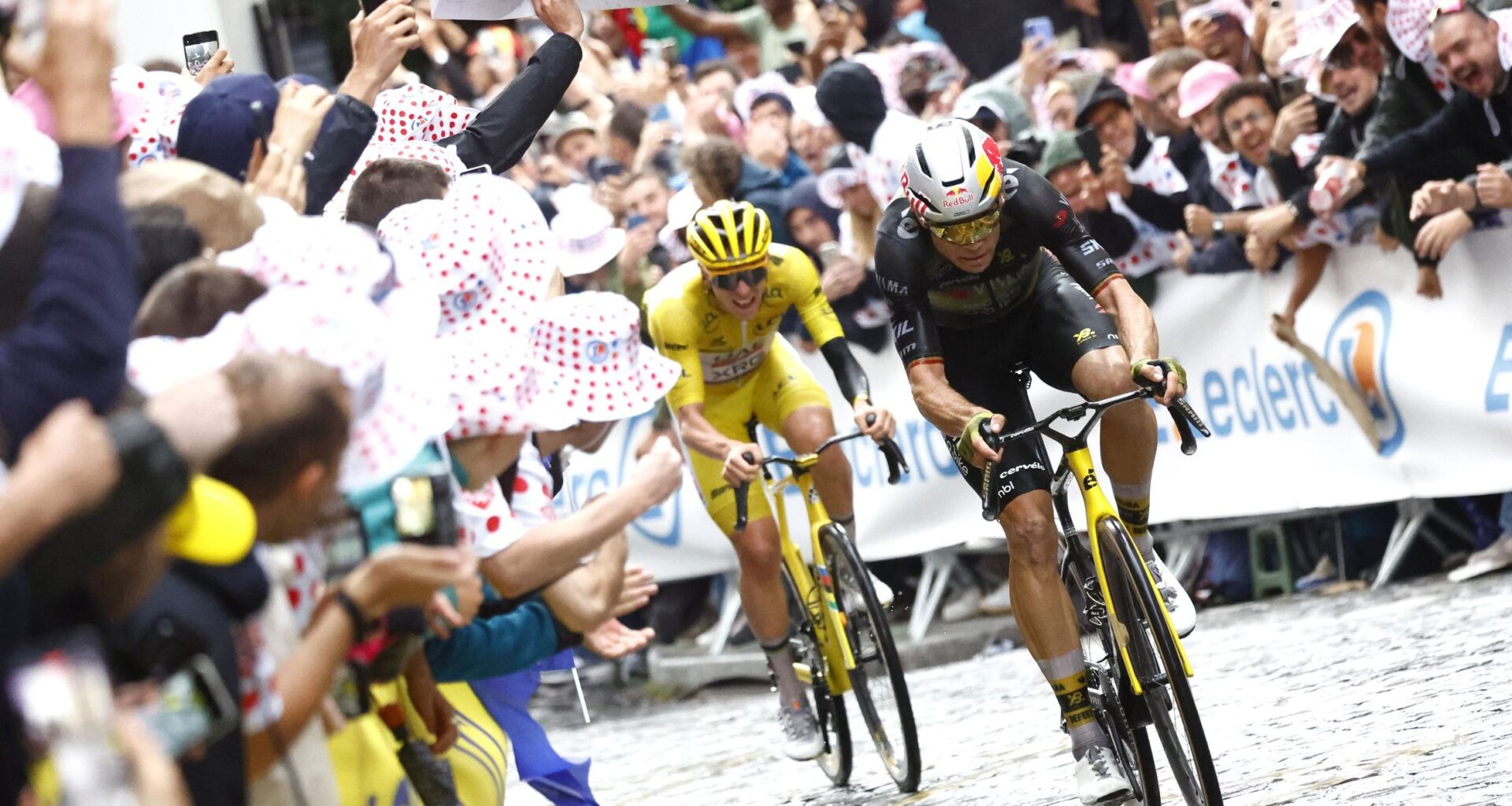Tour de Francia 2025 | Tadej Pogacar vuelve a la Tierra: Van Aert fue el primero que cortó al esloveno en prácticamente dos años