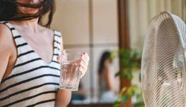 En Francia hablan maravillas de la técnica de la botella de agua española para refrescarse este verano