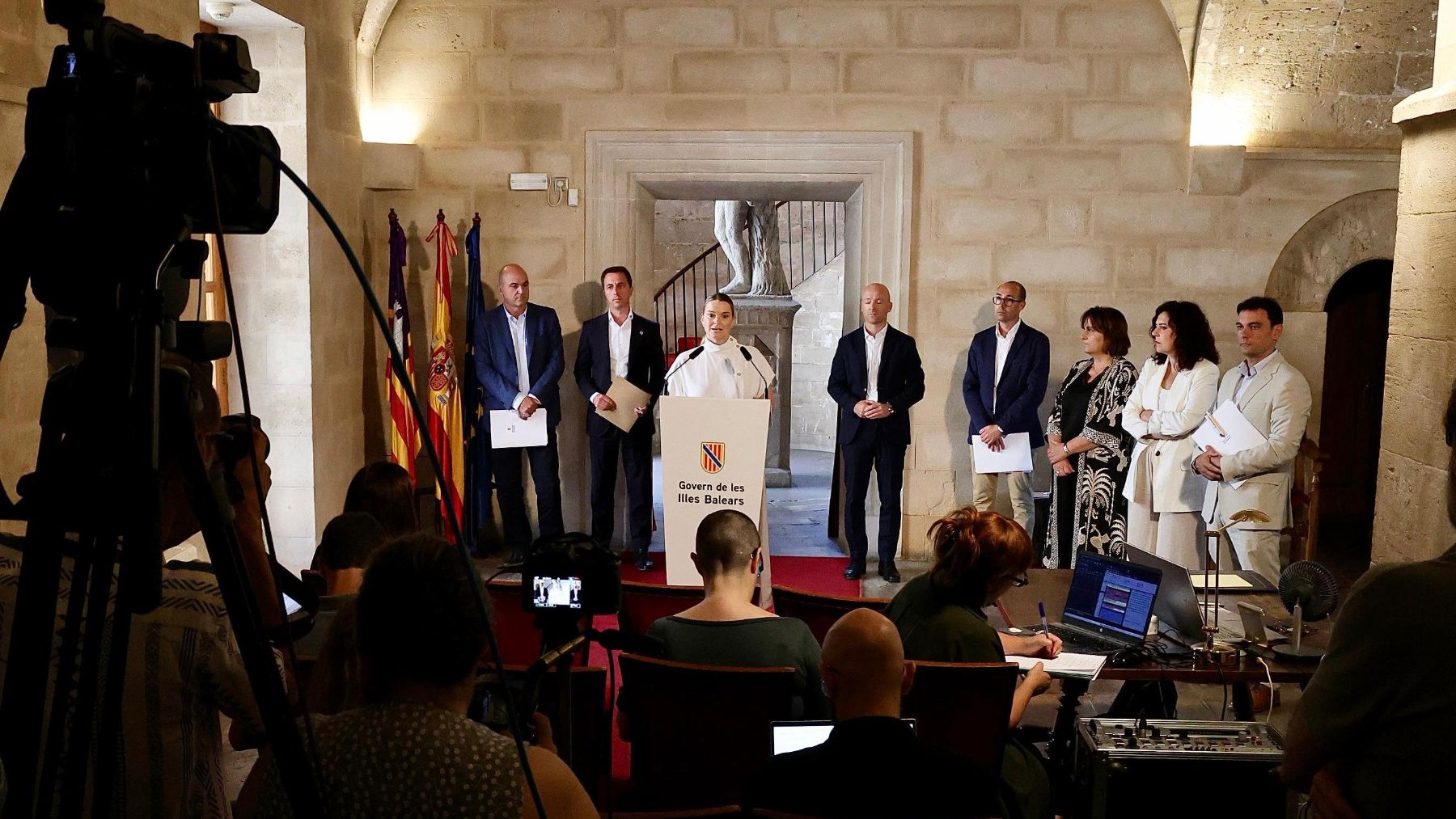 Prohens, a los menas que esperan venir: «Aquí no hay medios, no hay profesionales, no hay centros» - OkDiario