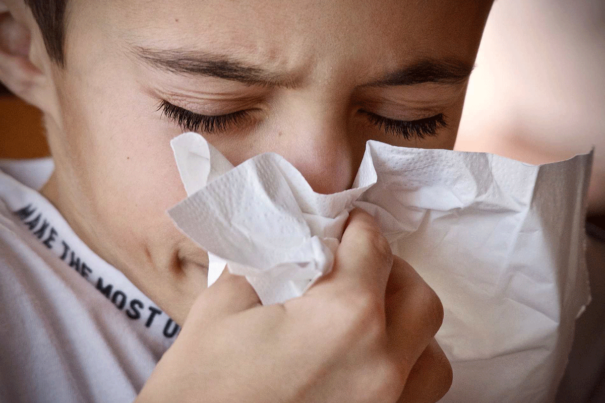 Especialistas advierten del riesgo de reacciones alérgicas en verano