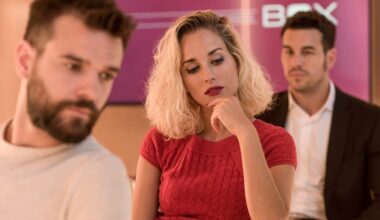 La serie de Mario Casas con Silvia Alonso que recuerda a las series eróticas de Netflix