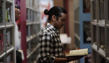 Cultura ampliará el Bono Cultural Joven: 400 euros para comprar instrumentos, talleres o artículos de pintura - La Voz de Galicia