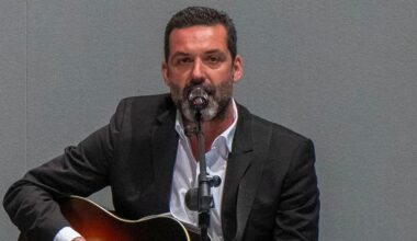 Jaume Anglada, cantante y amigo íntimo del Rey, continúa en la UCI, estable dentro de la gravedad