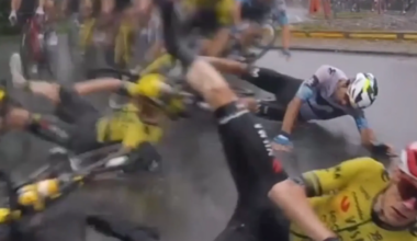 El aragonés Jorge Arcas se retira de la Vuelta a España con una fractura en el fémur: así fue su caída