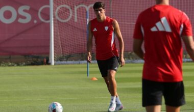 El Sevilla le pide un esfuerzo más al Nápoles por Juanlu