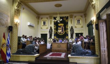 El PP cede de nuevo a las políticas de Vox contra la cultura y tradiciones musulmanas