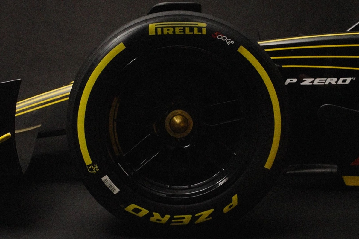 Pirelli celebra 500 GP en F1 con un logo especial en Zandvoort y neumáticos más blandos