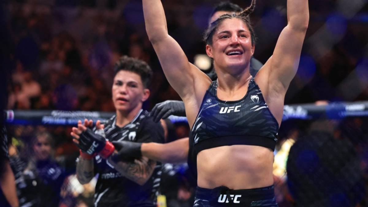 Loopy Godínez luce en UFC 319 y se lleva la victoria ante Jessica Andrade