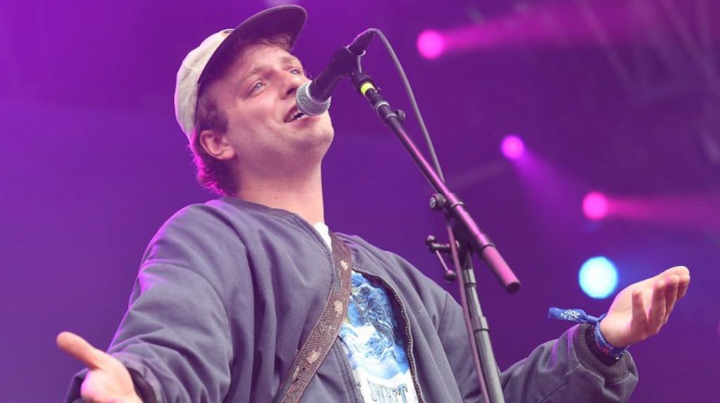 “Ahora soy plomero”: la nueva vida de Mac DeMarco, el ícono del indie que se hartó de la industria