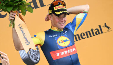Mads Pedersen impone su ley desde la escapada en la apertura de la Vuelta a Dinamarca