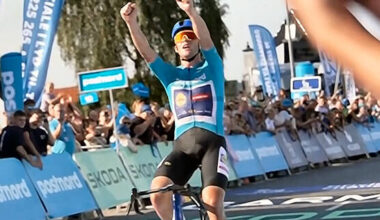 Mads Pedersen reina en Vejle y acaricia su tercera Vuelta a Dinamarca