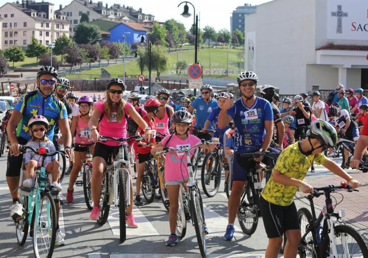 La marcha cicloturista de Corvera espera superar los mil participantes este año
