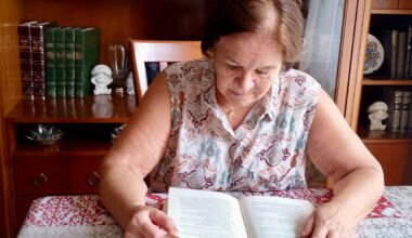 «Perdí parte de mi biblioteca en la dana, pero los libros me ayudan a superarlo todo»