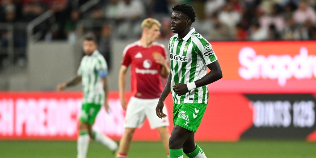 Mendy prefiere al Rangers y el acuerdo con el Betis está cercano