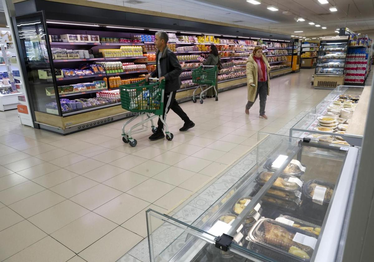 Mercadona abre este domingo 17 de agosto sus supermercados con horario especial de verano