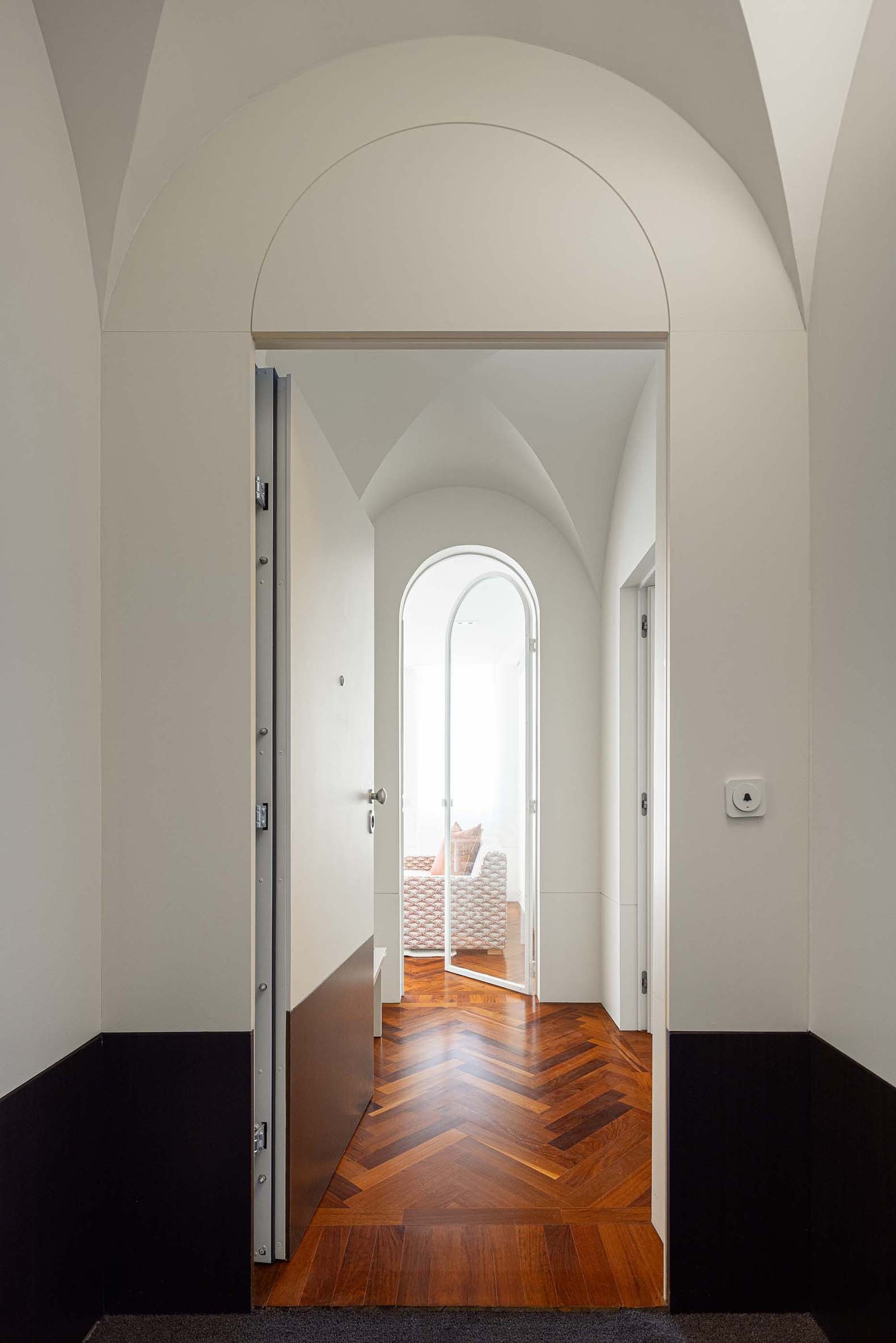 Vila Catarina Apartments by Masslab. Photograph by Ivo Tavares Studio.