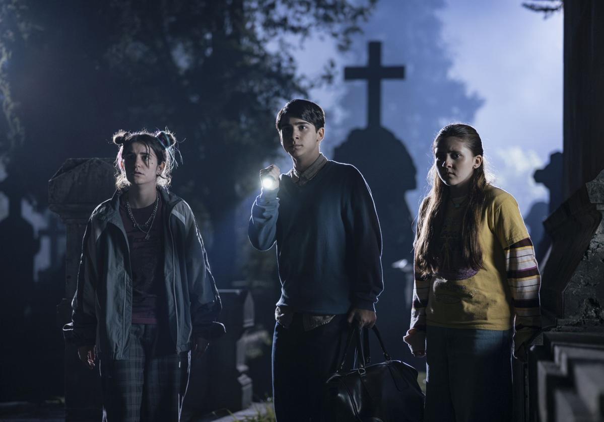 'Los Muértimer': Los Cinco se topan con la familia Addams