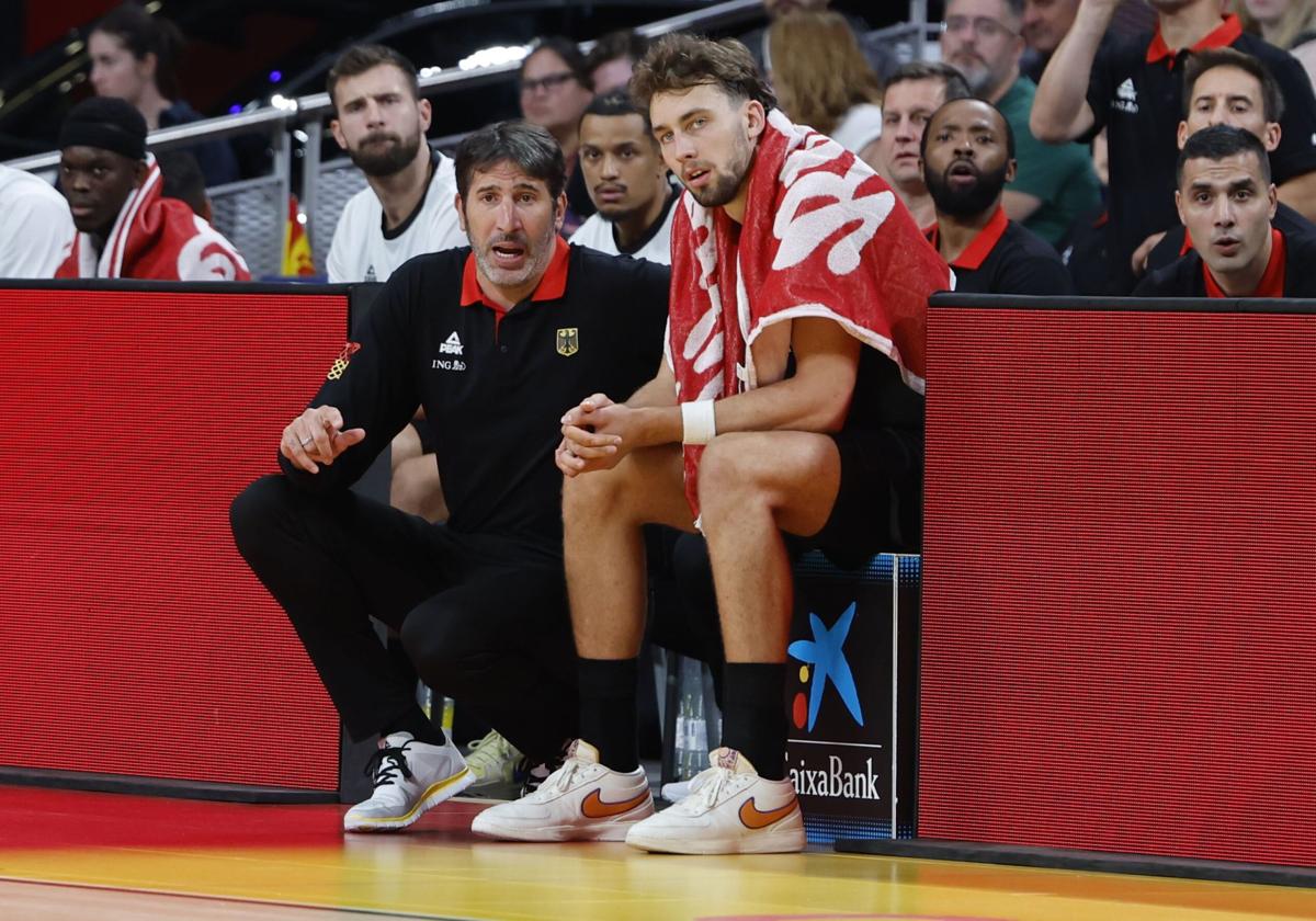 Álex Mumbrú evoluciona favorablemente pero se perderá el debut de Alemania en el EuroBasket