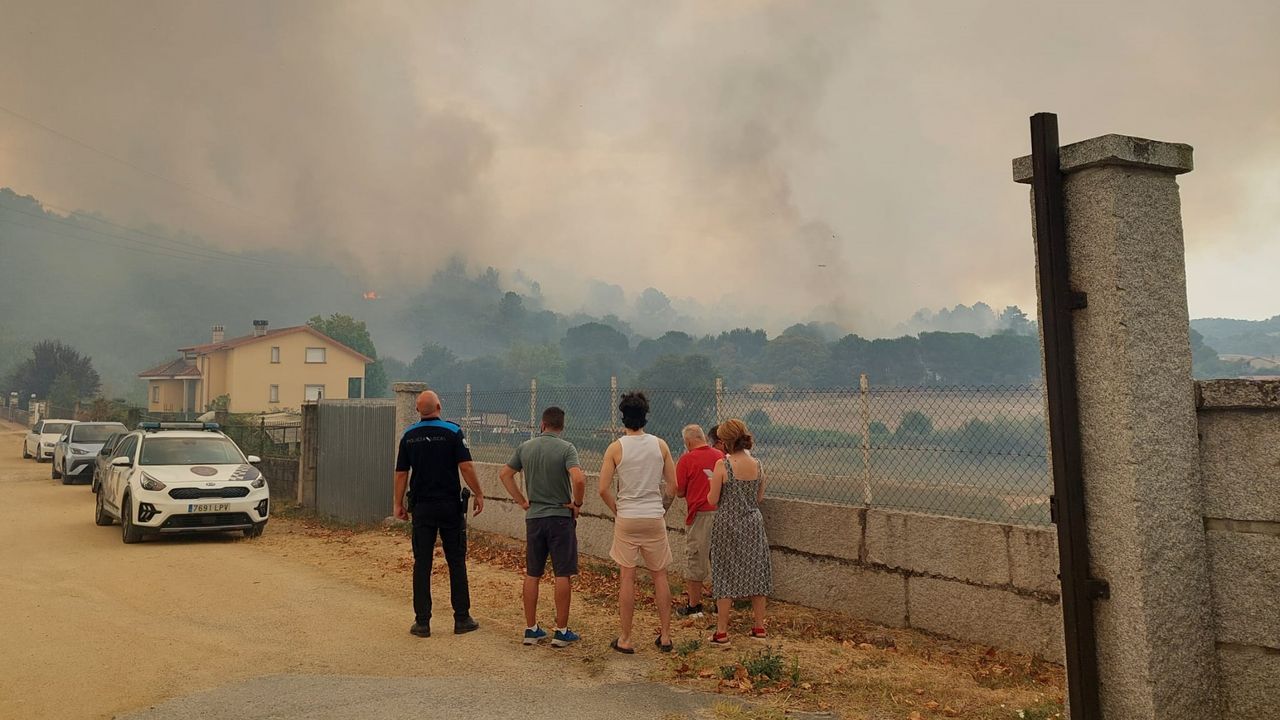 Interrumpida la circulación del AVE entre Galicia y Madrid por un incendio a la entrada de Ourense