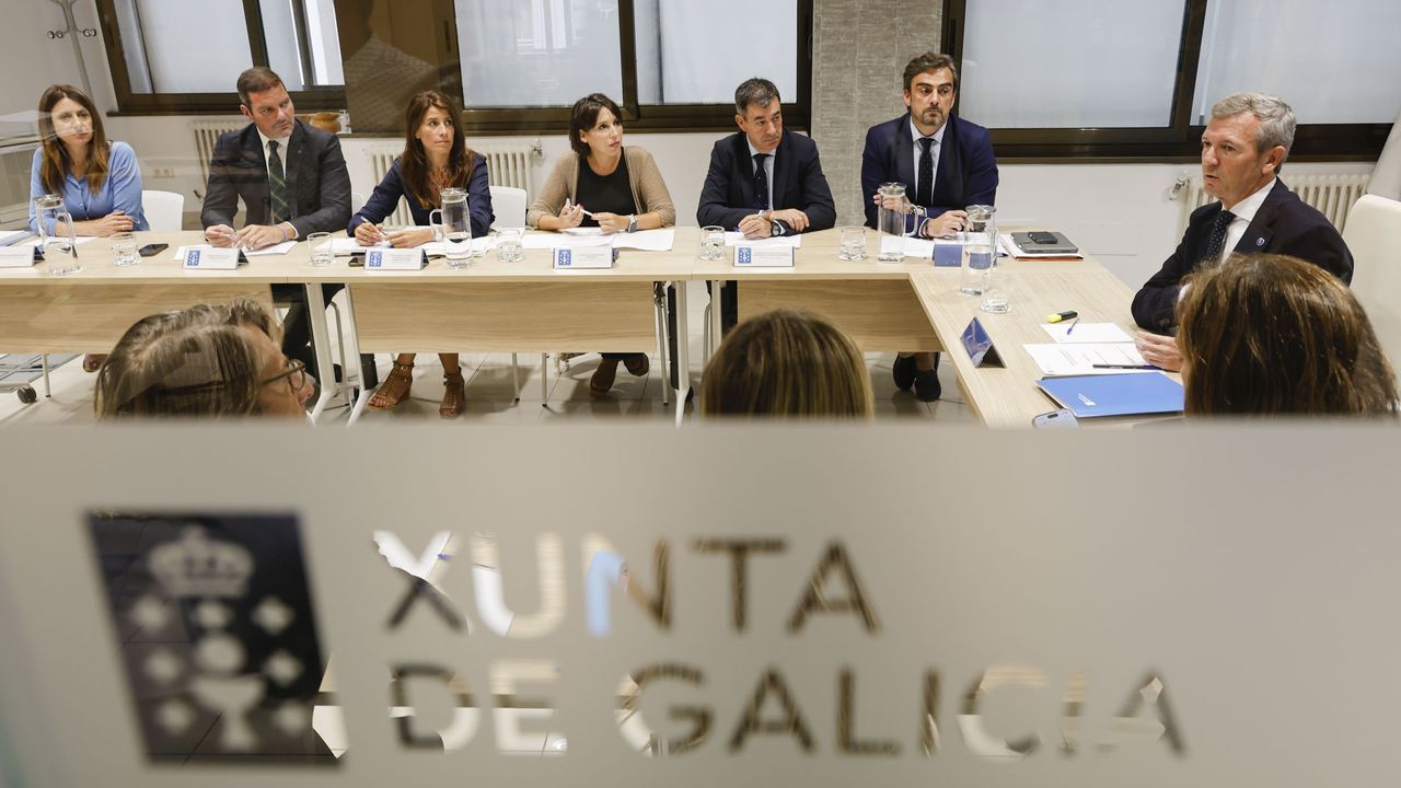 Rueda, sobre las motobombas paradas durante la ola de incendios: «Non se pode estar traballando ao 100 % todos os días»