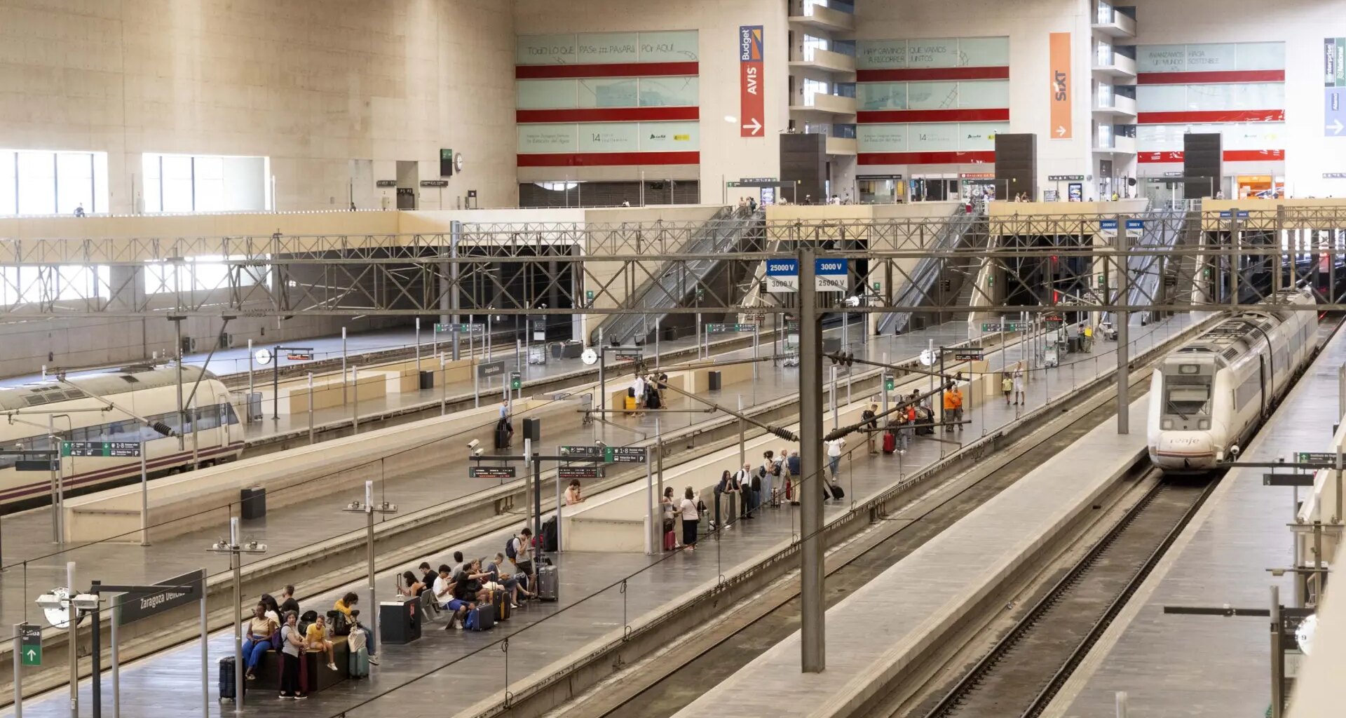 Una avería afecta a 225 viajeros de tres trenes con llegada o destino Zaragoza