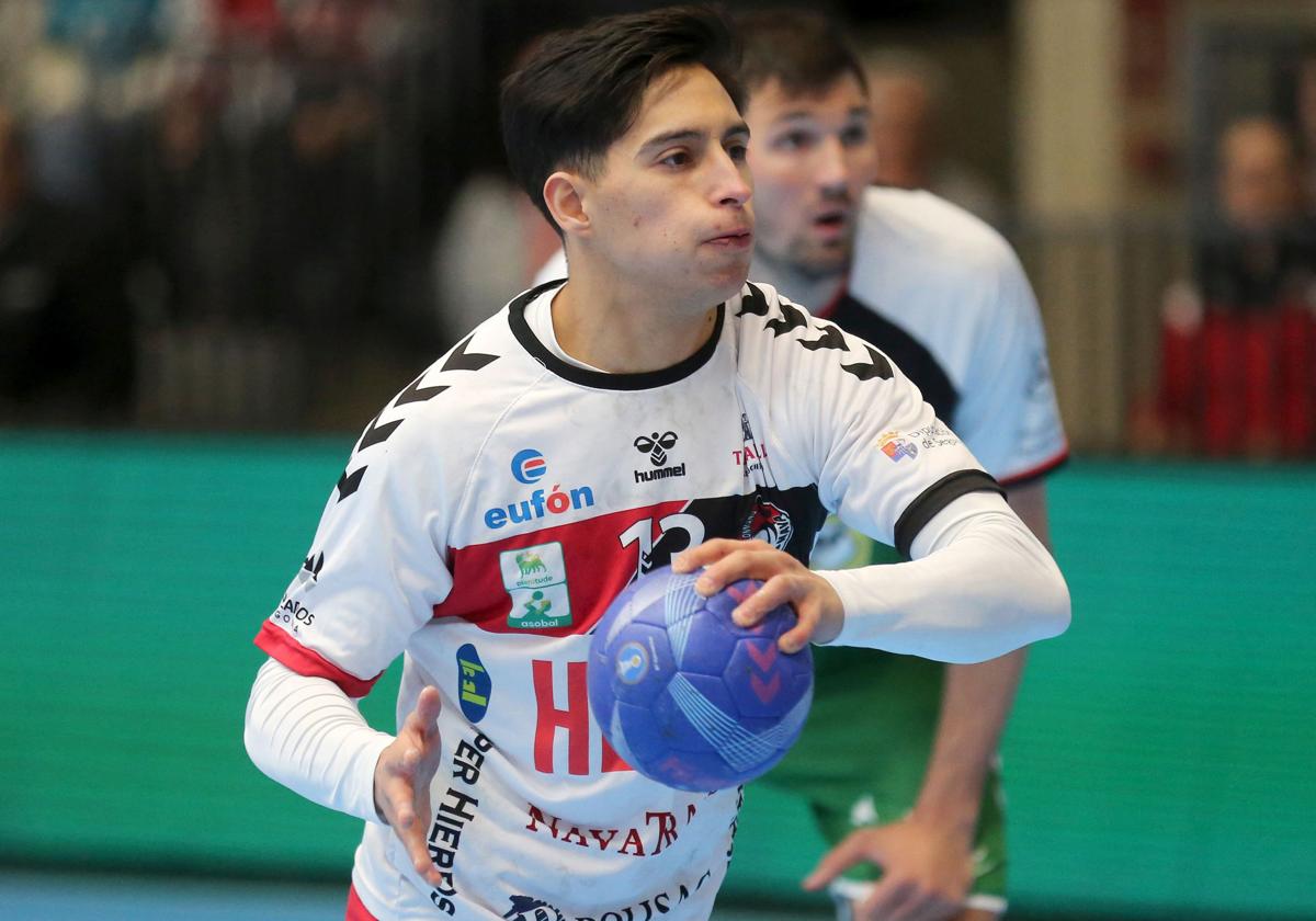Pancho Ahumada pone en alerta al Balonmano Nava