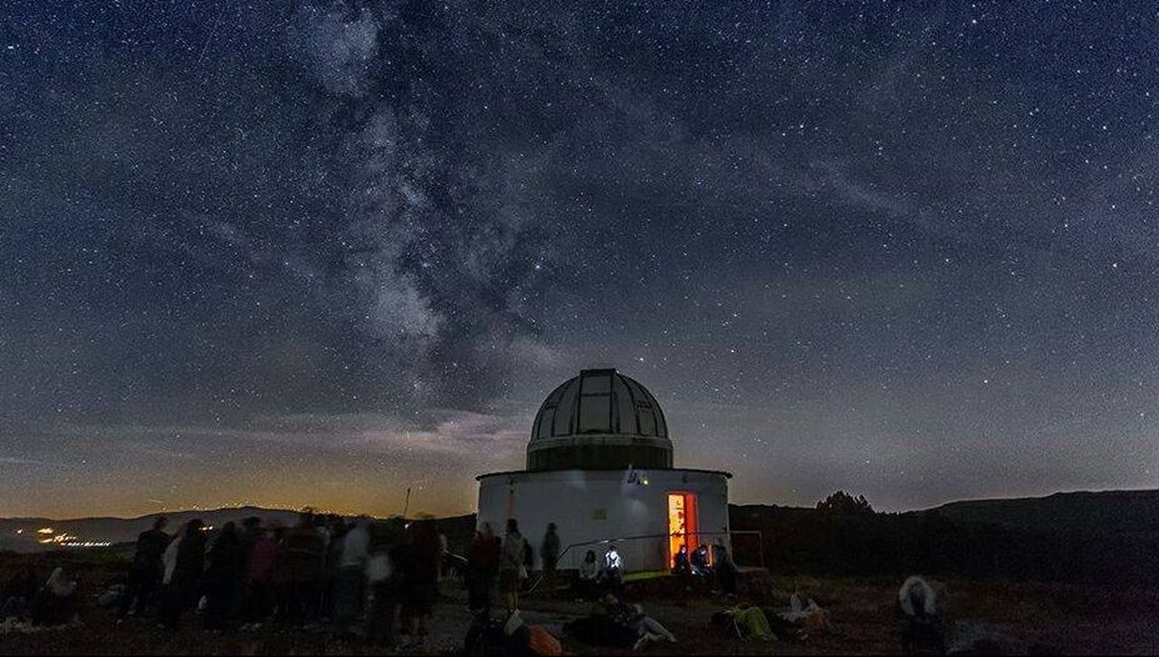 Forcarei invita a disfrutar las Perseidas con observación comentada el día 12 - La Voz de Galicia