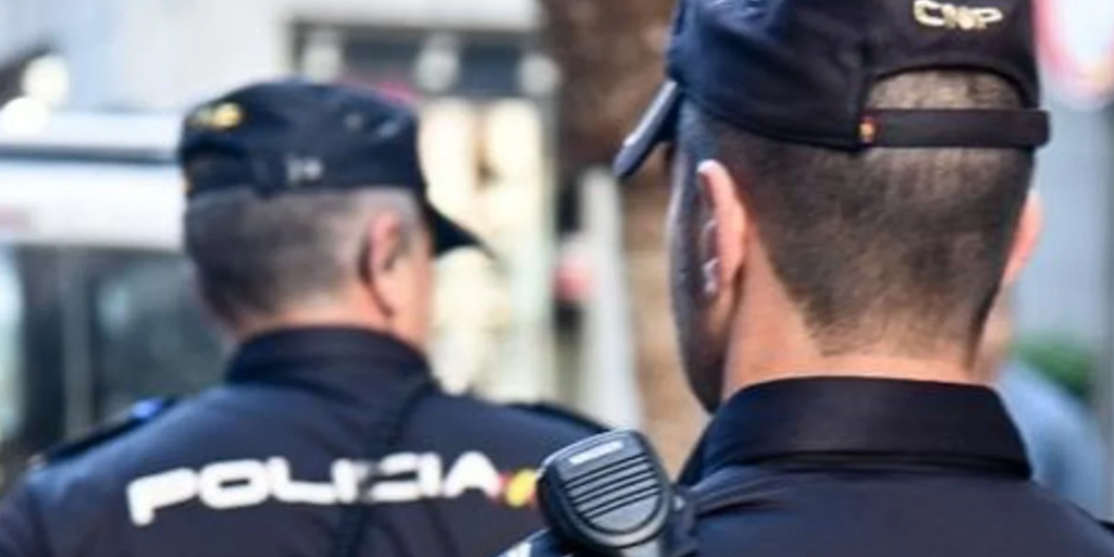 Se suma un nuevo detenido al luchador y el portero que llevaron un cadáver a una comisaría de Tenerife
