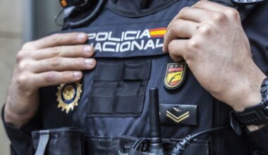 Un policía nacional ingresa en la UCI tras recibir una brutal paliza en Elche