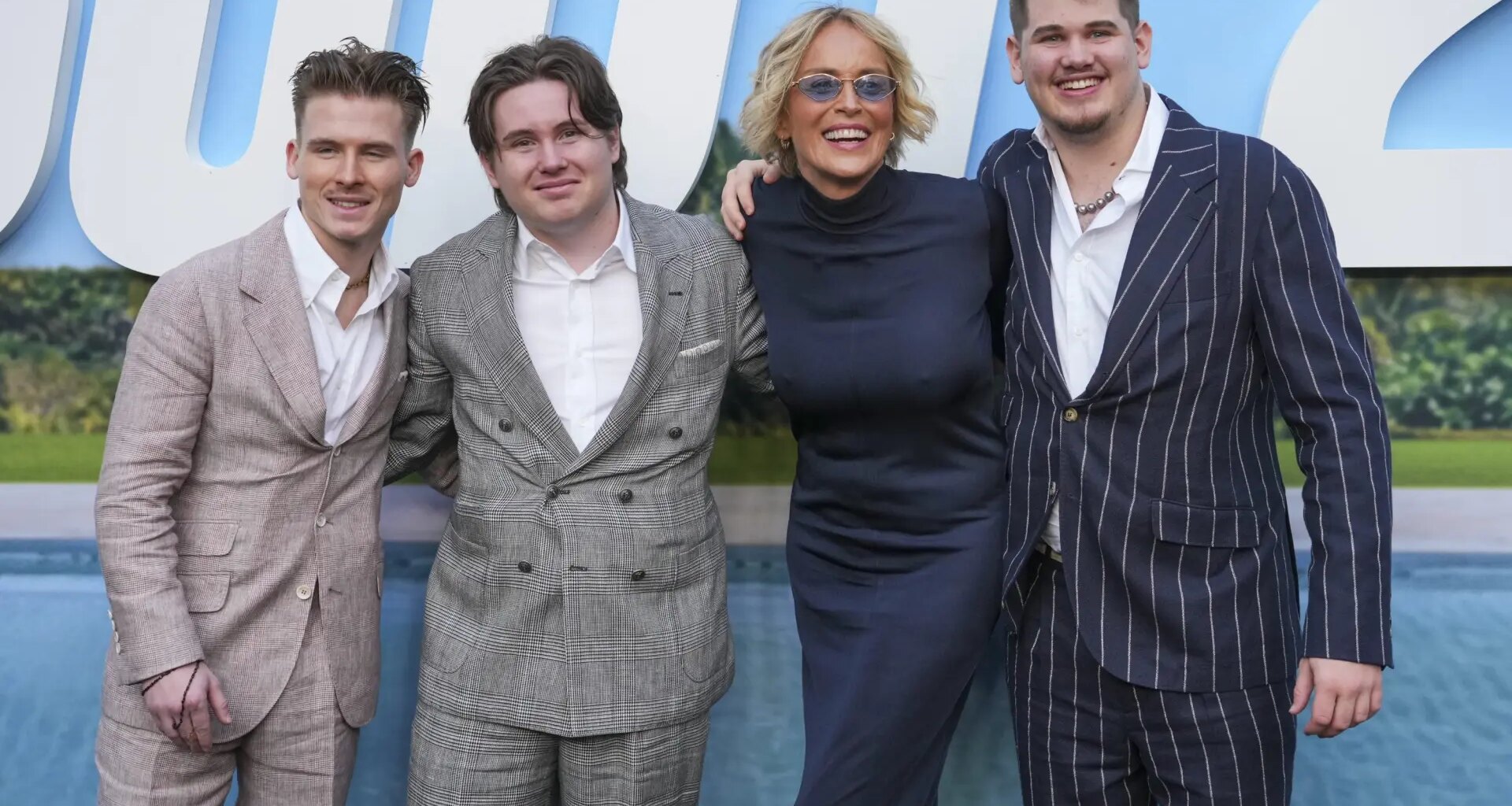 Sharon Stone posa por primera vez con sus tres hijos adoptivos