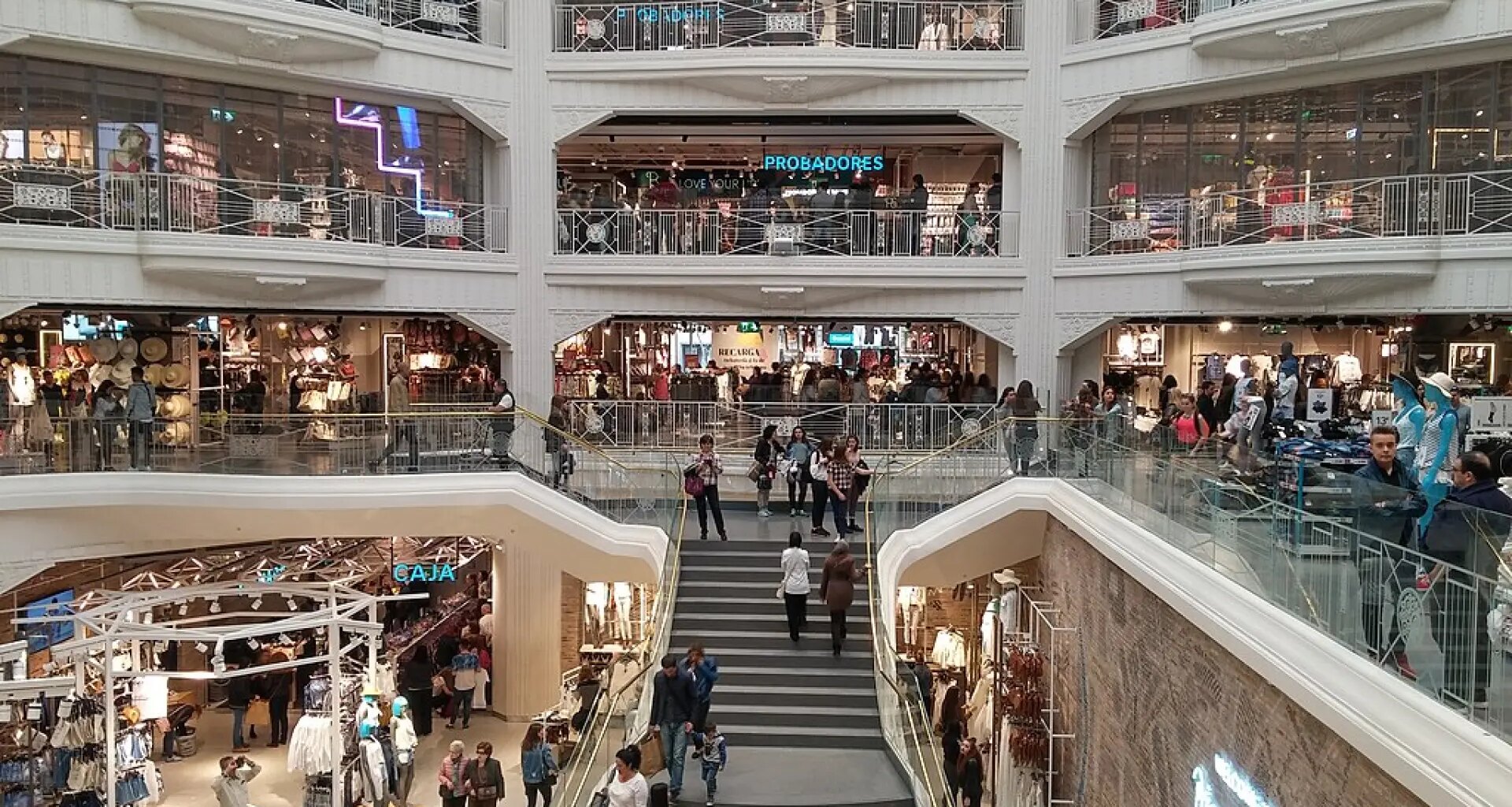 Así es la nueva tienda de Primark con la que quiere hacer la competencia a Ikea