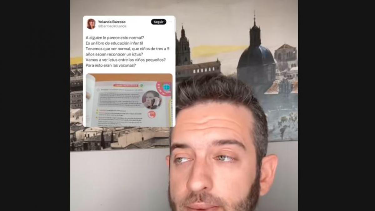 Se queja de que en un libro escolar enseñen a identificar ictus y un farmacéutico responde con una réplica de manual