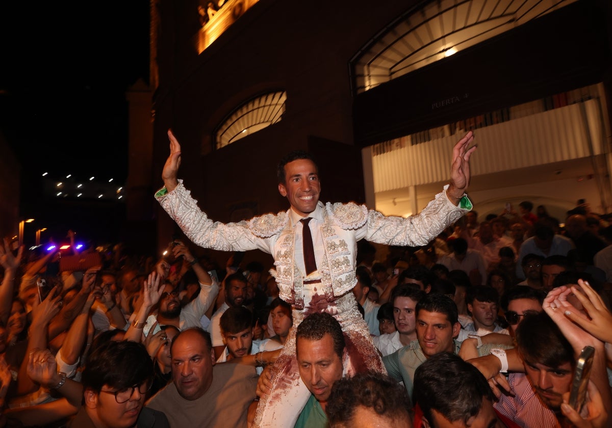 Éxito de toreros y de público en una feria taurina donde falló el ganado