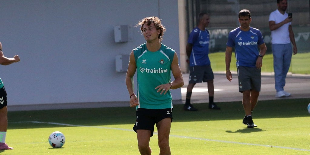 Mawuli y Pablo García, titulares en el amistoso Málaga