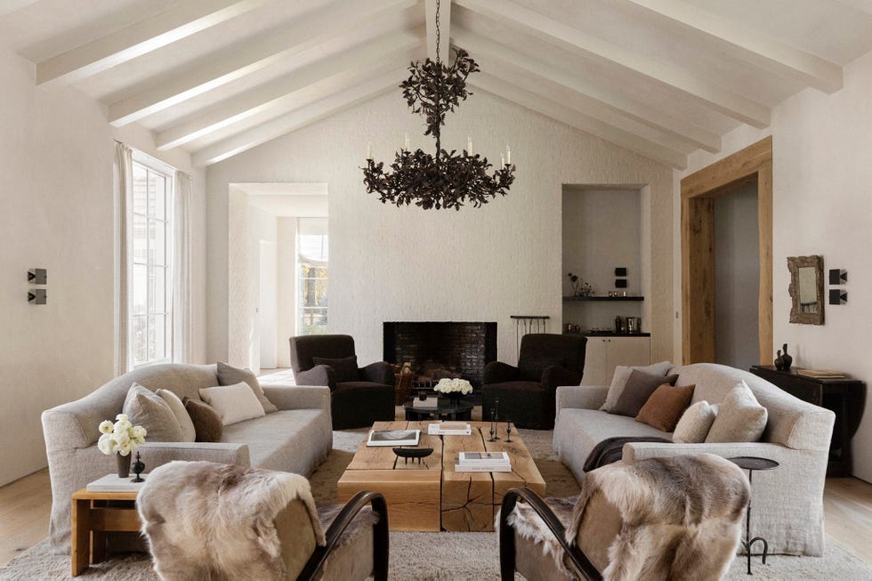 casa en el bosque decorada por studio montain con estilo country