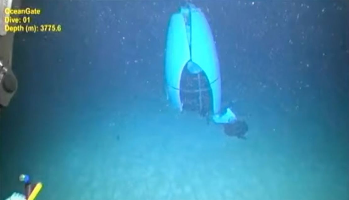 Esta captura de pantalla, extraída de un video publicado por la Guardia Costera de EE.UU., muestra la imagen del sumergible Titán tras su implosión.