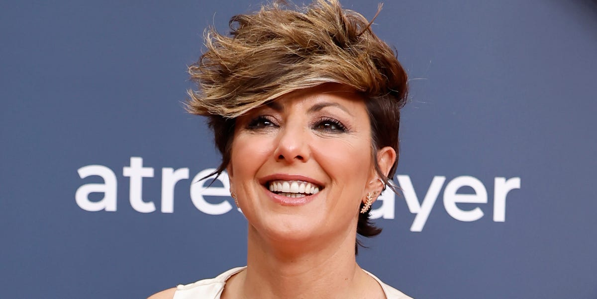 Sonsoles Ónega se convierte en Olivia Newton John para promocionar la nueva temporada de 'Y ahora Sonsoles'