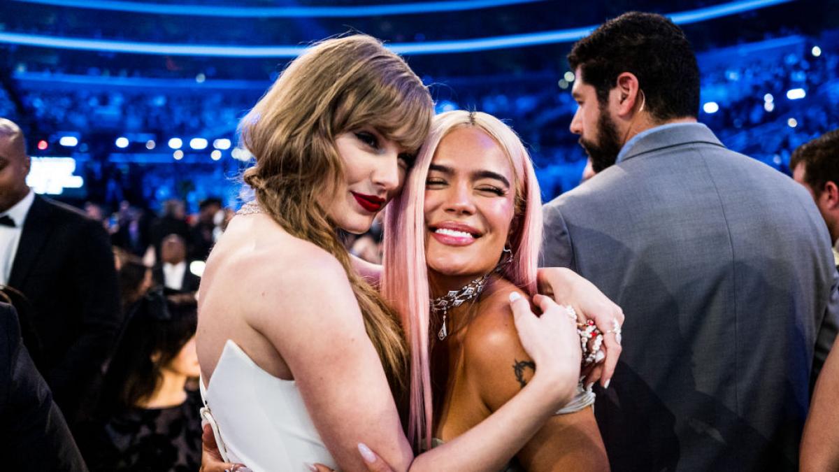 Taylor Swift y su nuevo disco desatan el enfado y las sospechas entre las fans de Karol G: 'Copiada monumental'